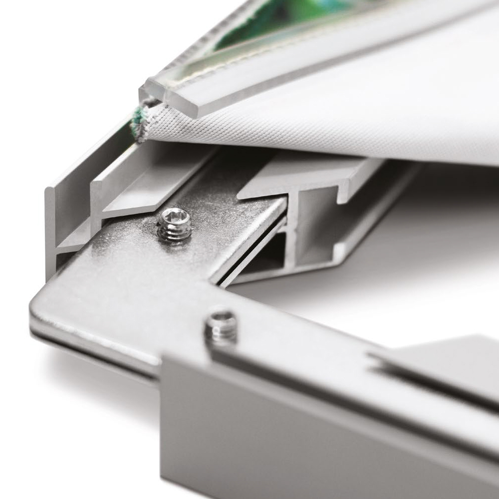 LED Messewand zur Wandmontage 841x1189 | X-CITE® Werbesysteme